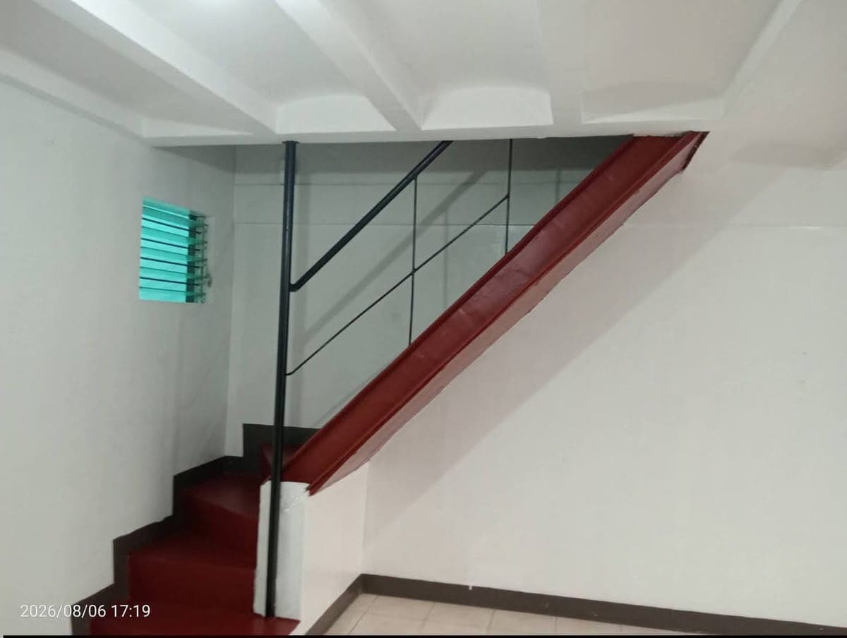 🏡 | 2-Storey Townhouse for Rent - photo 5