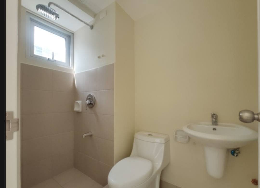 Horizon Homes Shangri La at The Fort - photo 11