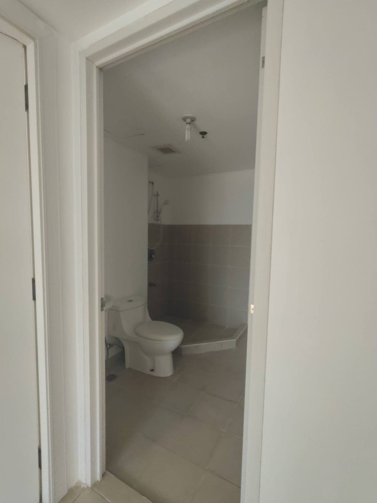 Horizon Homes Shangri La at The Fort - photo 3