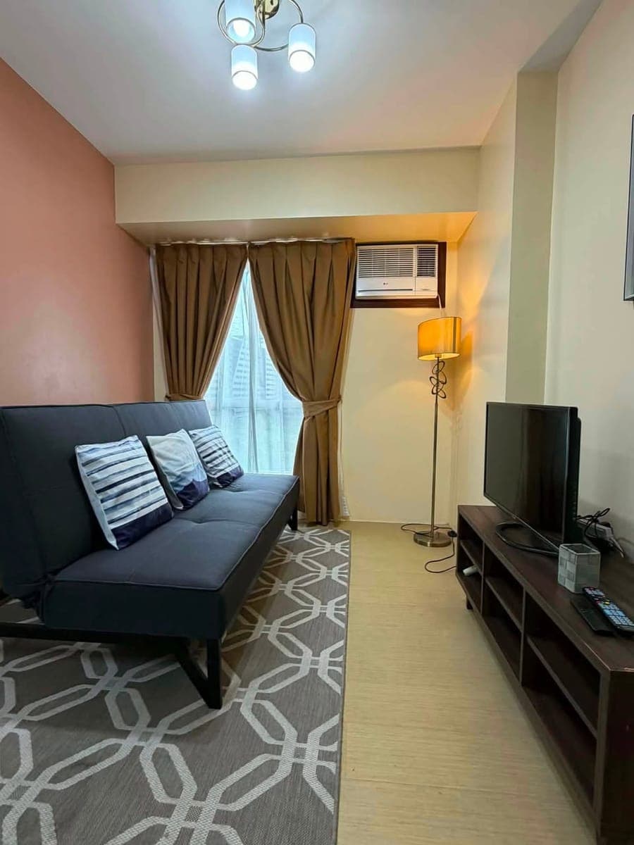 FOR RENT Fully Furnished 1 Bedroom Unit Avida Tower 2 - photo 1