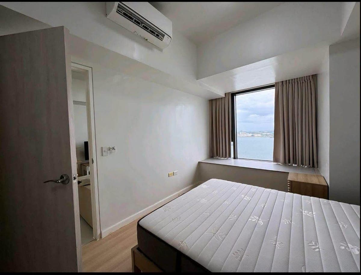 Mandani Bay Condo 1 Bedroom - photo 1