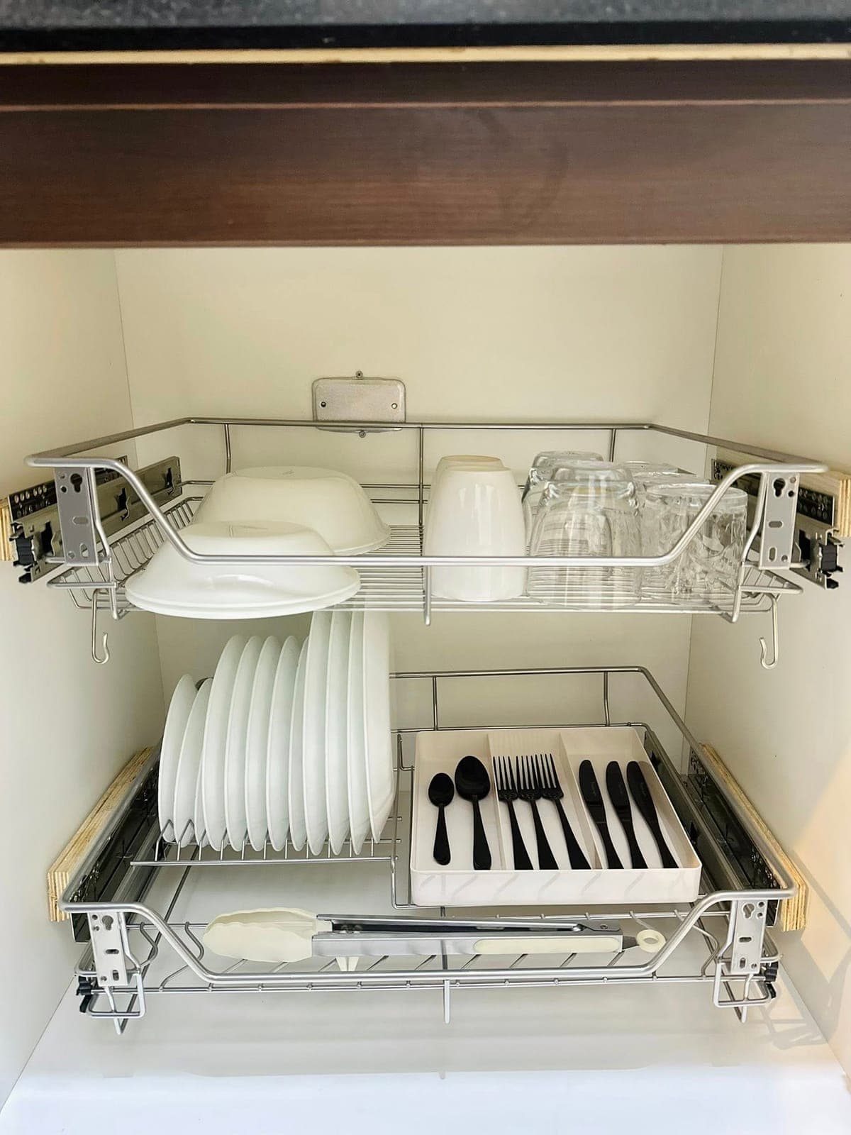 ✨ Fully Furnished Studio Unit | Good for 2–4 Tenants | Almost ALL Brand-New Inclusions! - photo 1