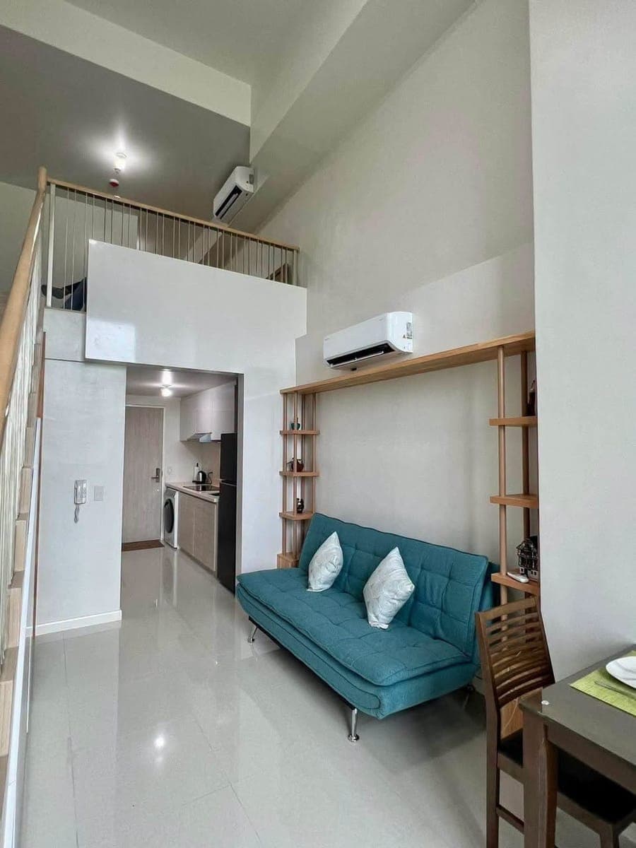 🏙️ MODERN FULLY FURNISHED LOFT-TYPE CONDOMINIUM WITH PARKING FOR RENT 🏙️ - photo 3