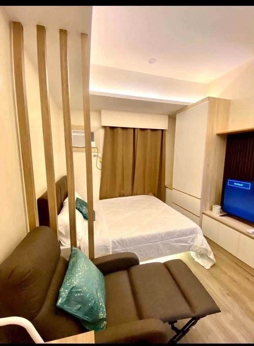 FOR RENT: Studio Unit at The Median near Cebu It Park - photo 2