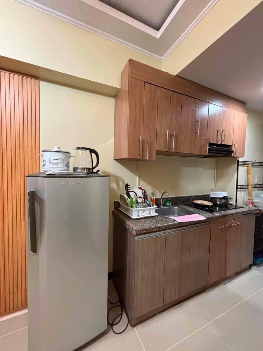 🏙️ FURNISHED STUDIO UNIT FOR SALE / RENT - photo 2