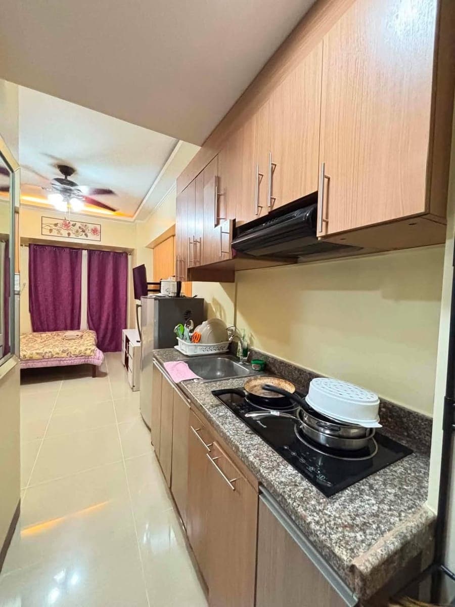 🏙️ FURNISHED STUDIO UNIT FOR SALE / RENT - photo 3