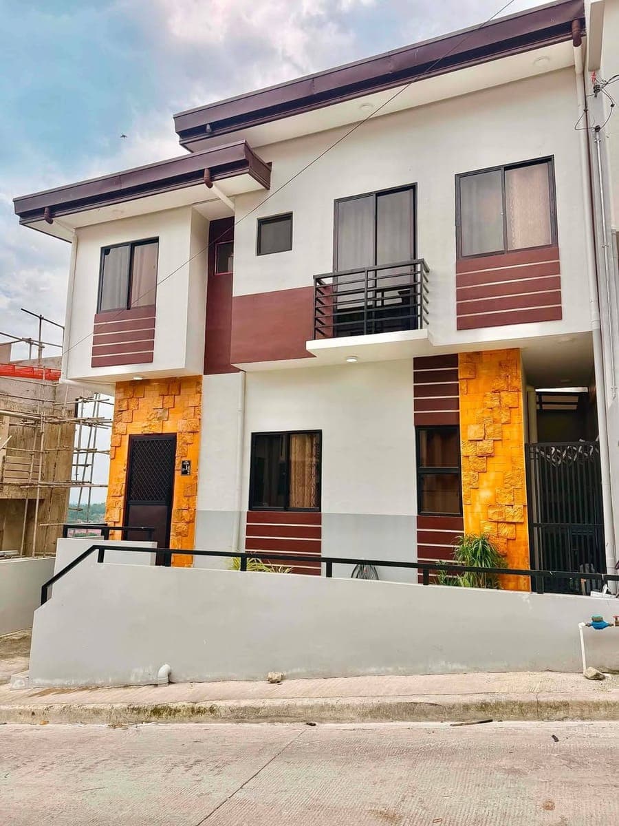 Direct Listing‼️✨𝙃𝙤𝙪𝙨𝙚 𝙛𝙤𝙧 𝙍𝙚𝙣𝙩 in Liloan Cebu for 30k/month only 🔥 - photo 2
