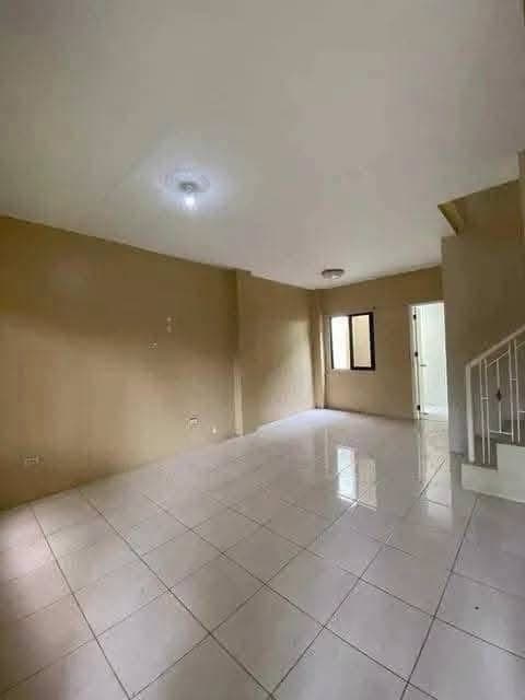 For Rent!! - photo 2