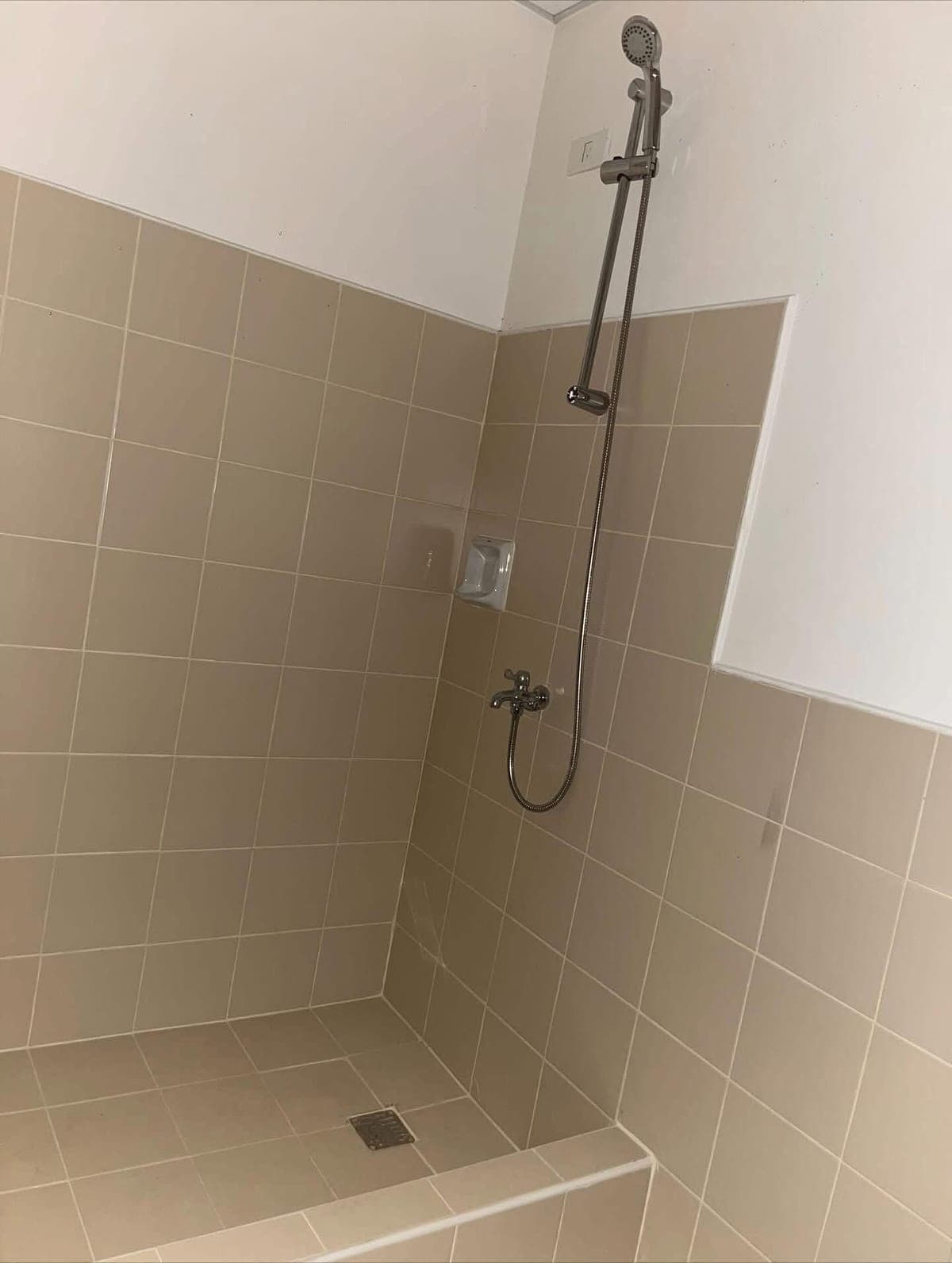 ✨ AFFORDABLE CONDO UNITS FOR RENT IN QUEZON CITY! ✨ - photo 17