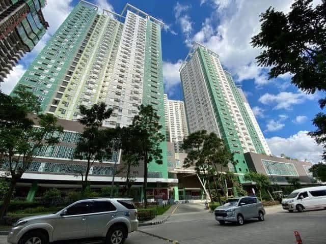 Semi-furnished Condo for Rent Cebu City IT Park - photo 4