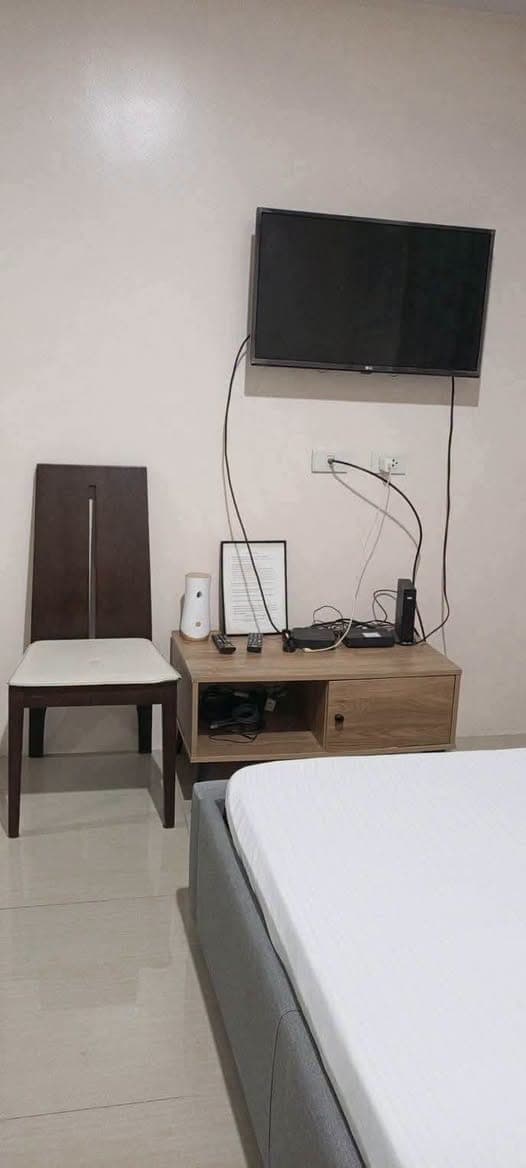 Affordable Fully Furnished Combined 2 Studio Unit For Rent or For Sale (37sqm) - photo 5