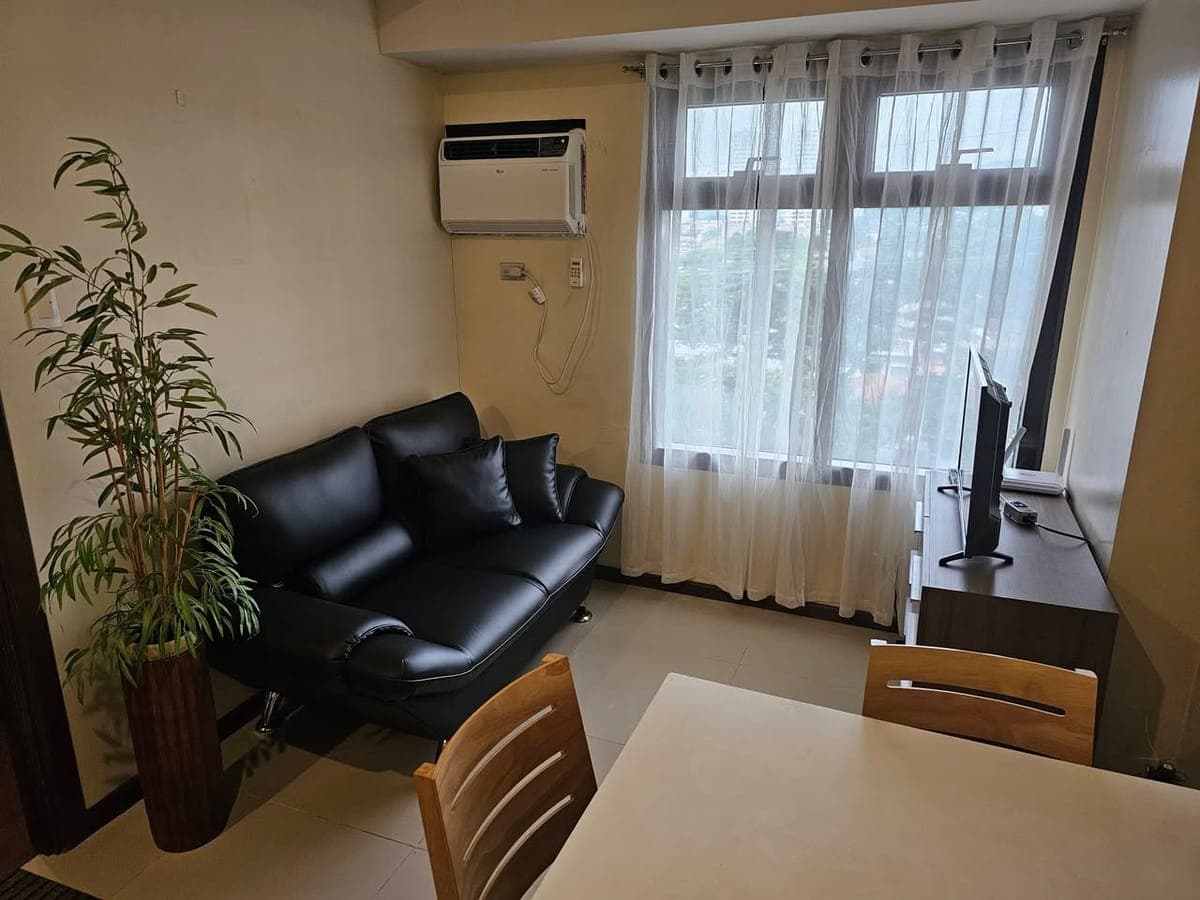FOR RENT: 1 Bedroom in Azalea Place✨️ - photo 5
