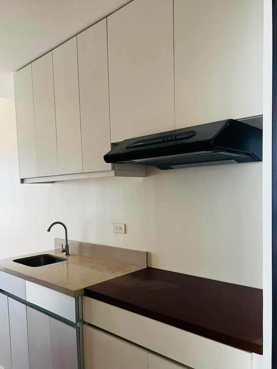 FOR LEASE: Unfurnished Studio Near Cebu IT Park - photo 3
