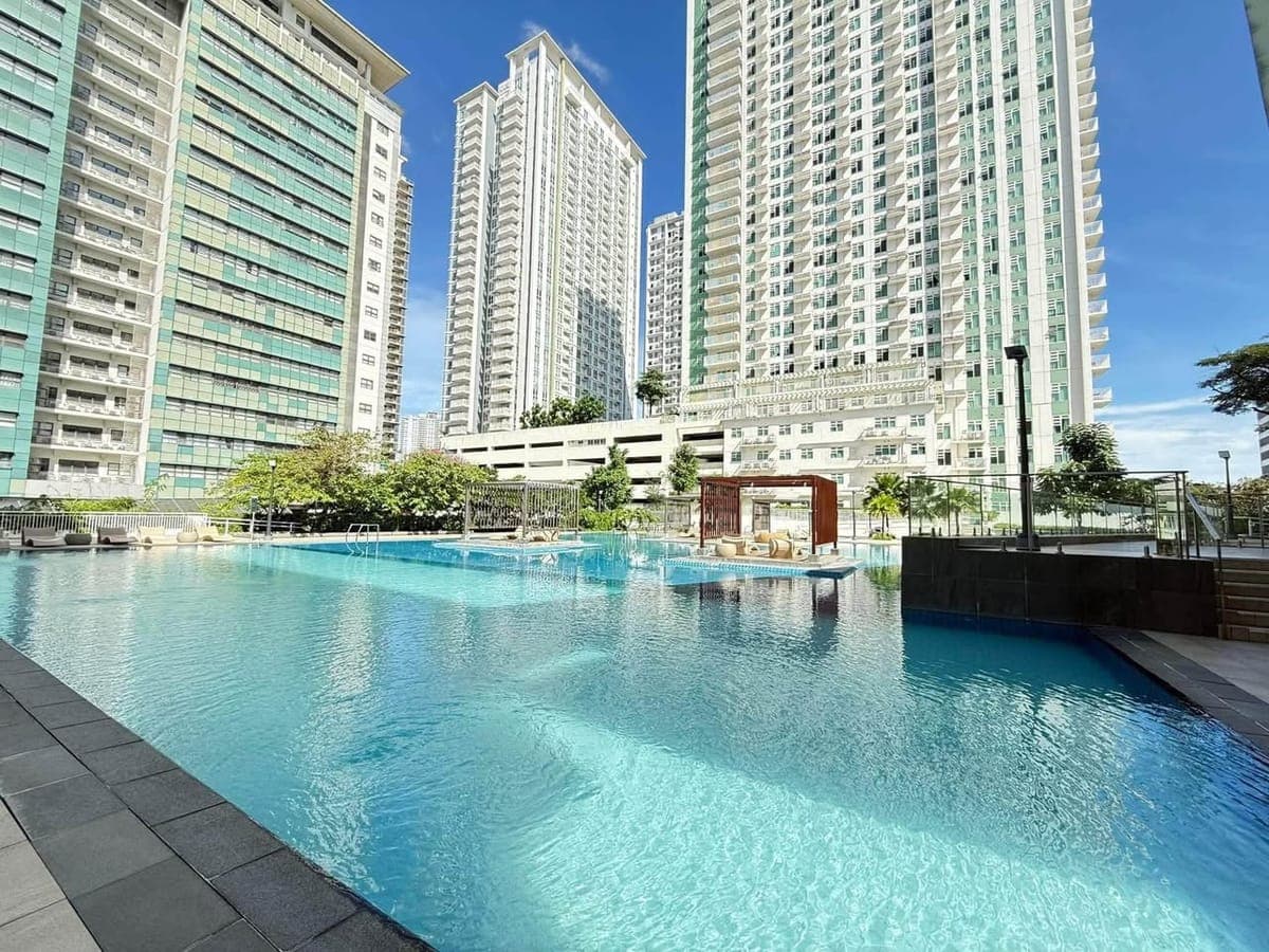 Solinea Tower 3 - Studio FOR RENT - photo 1