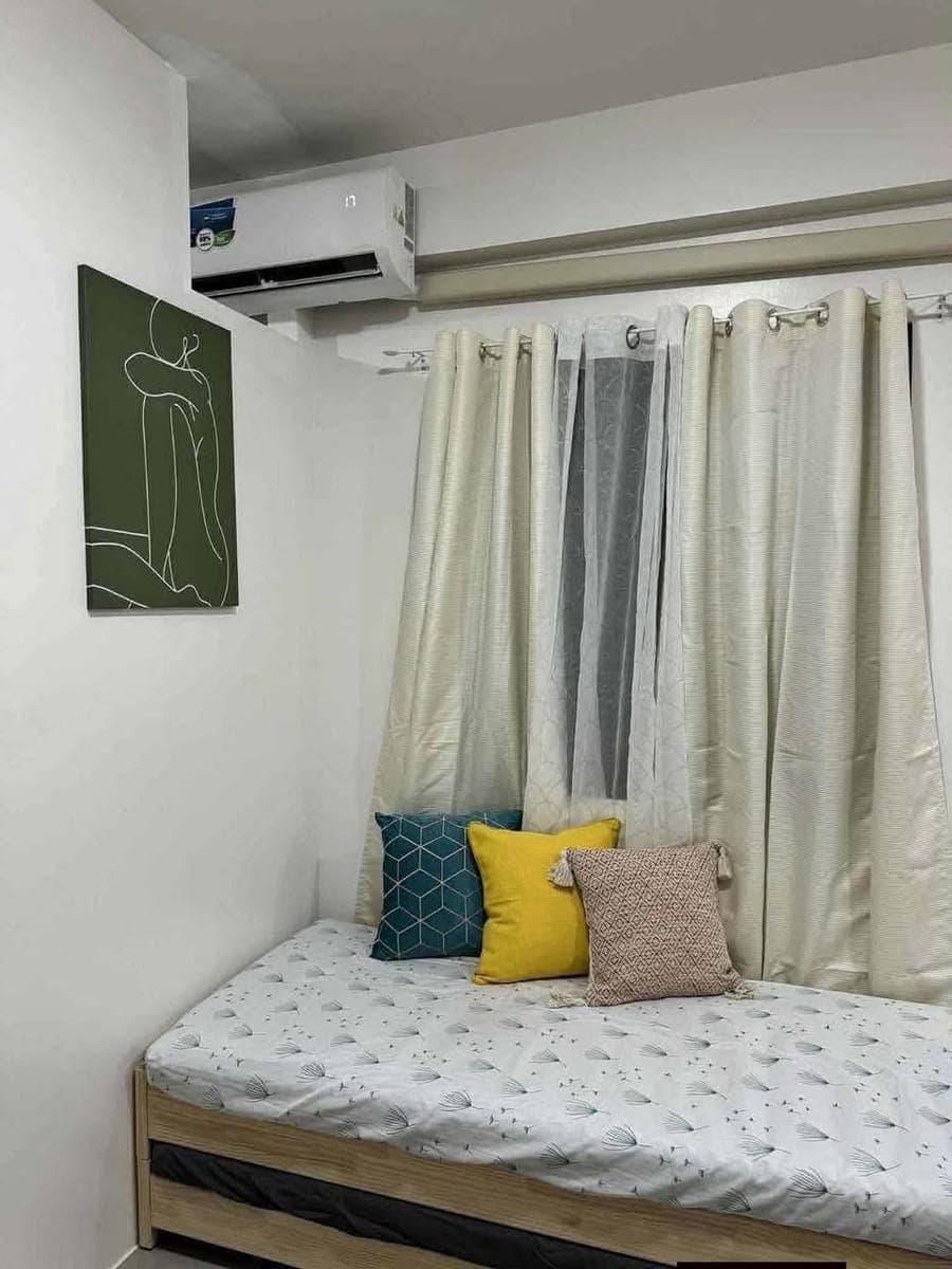 ✨ FOR RENT: 1-Bedroom Unit with Parking ✨ - photo 3