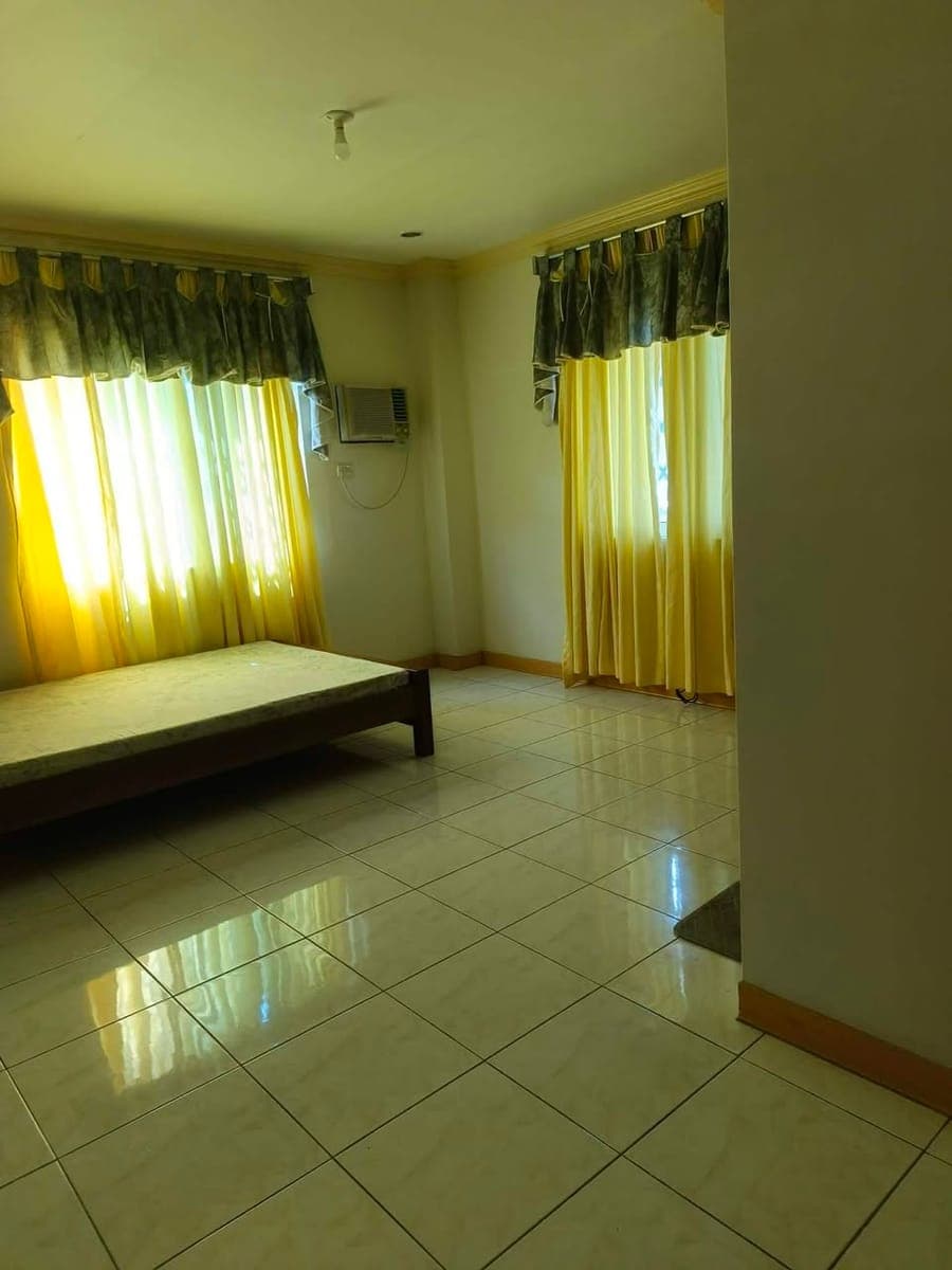 🏡 HOUSE FOR RENT IN BANILAD, CEBU CITY - photo 5
