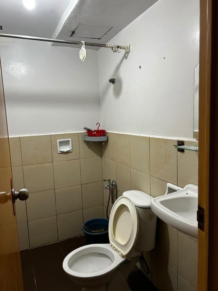 * TWO BEDROOM UNIT for RENT - photo 1