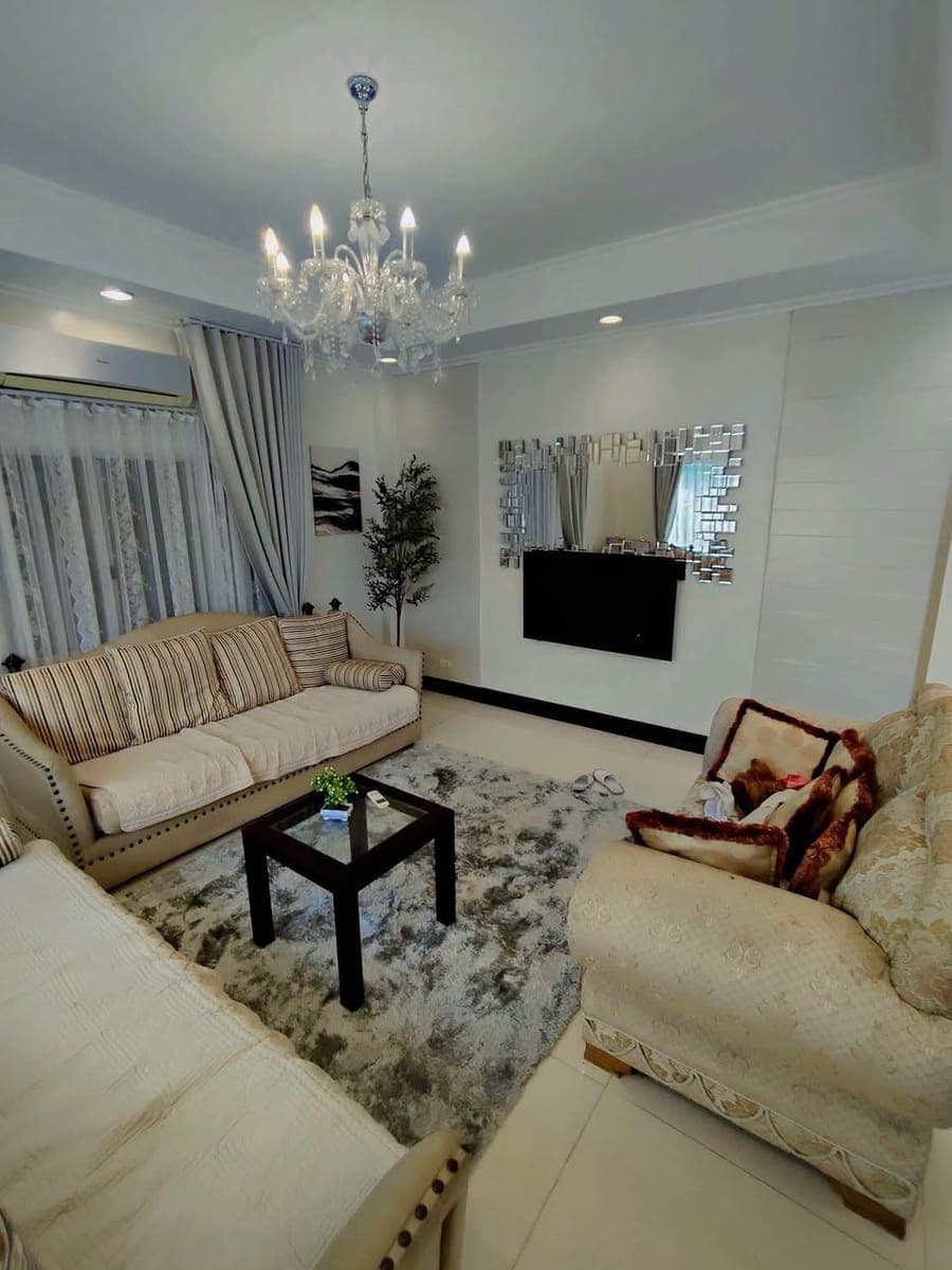 🏡 FOR RENT | EXECUTIVE FAMILY HOME IN VISTA GRANDE - photo 1