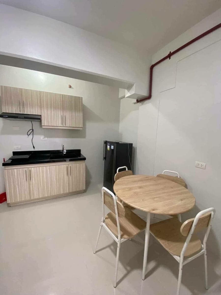 🏙️ FOR RENT | One Bedroom Unit | Royal Oceancrest by PrimaryHomes 🌊 - photo 1