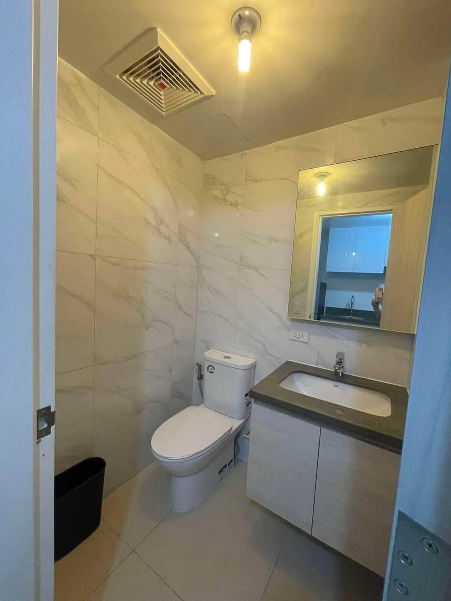 🏙️ MANDANI BAY STUDIO CONDO FOR RENT OR SALE – MANDAUE CITY - photo 4