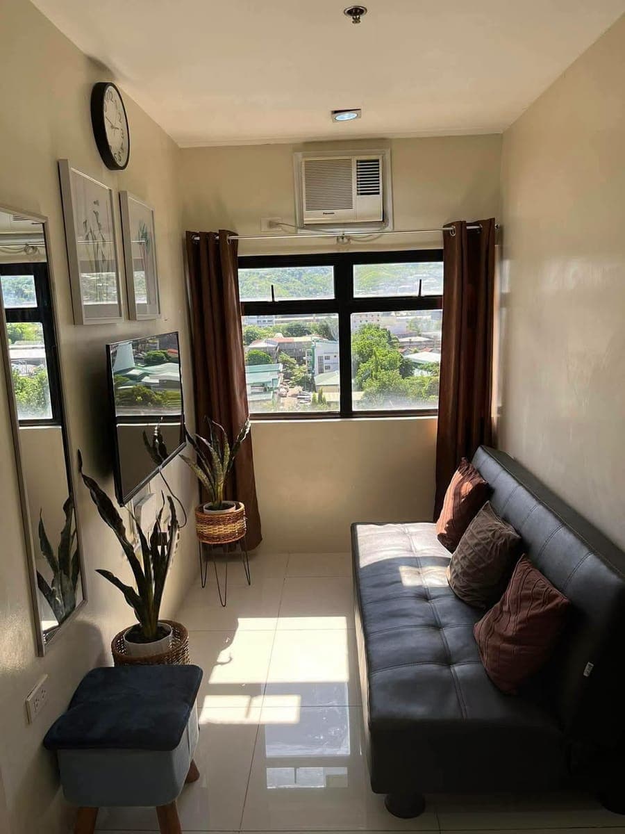 Midpoint Residences for Rent - photo 2