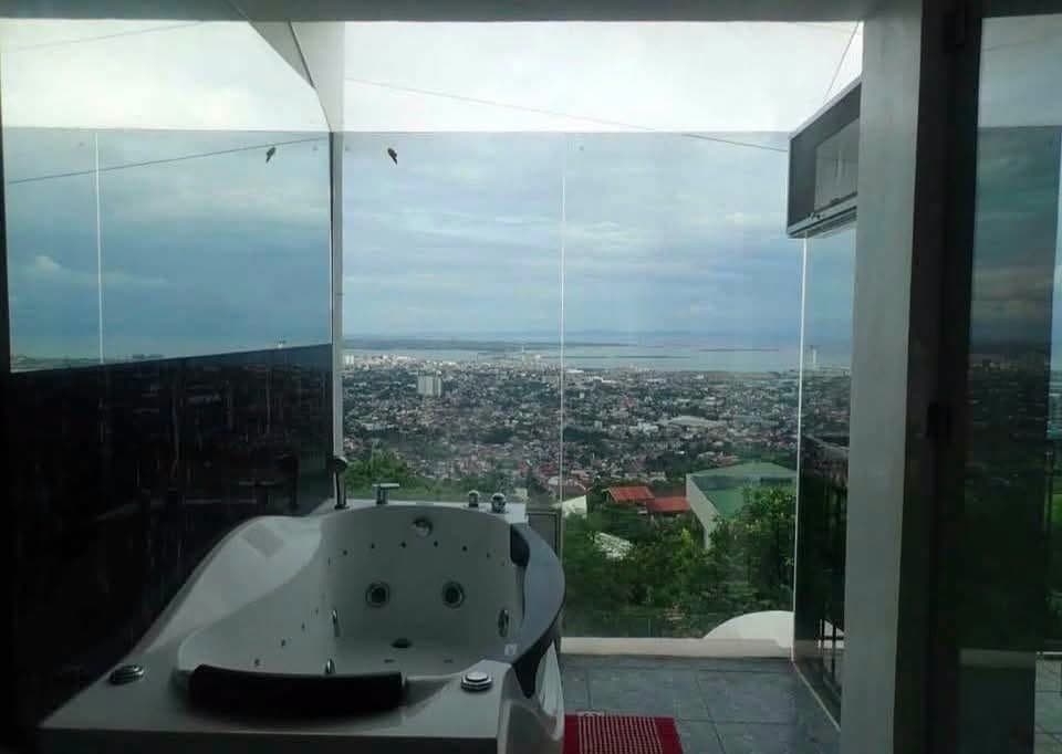 FOR RENT| PET FRIENDLY - photo 2