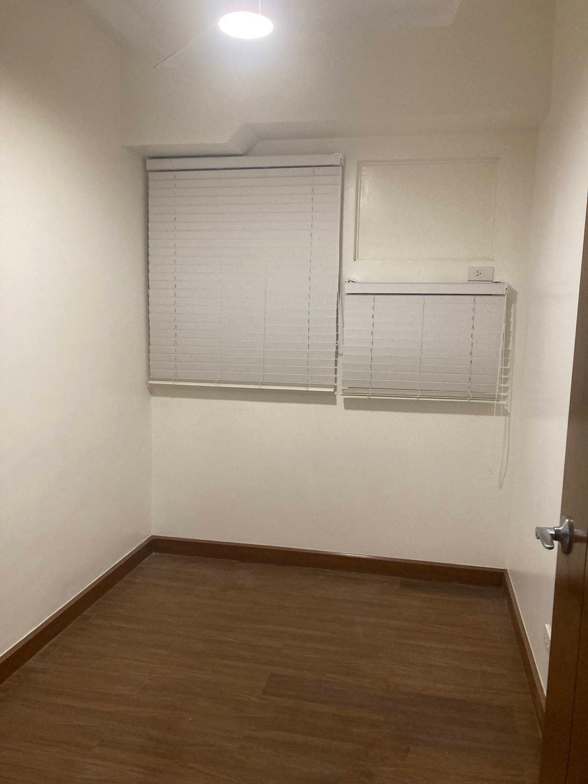 FOR RENT – 2BR with Balcony | Palm Beach West, Pasay - photo 4