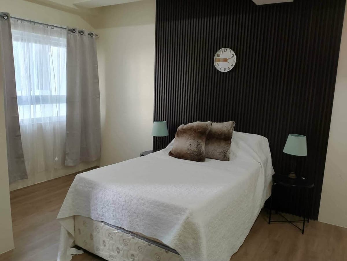 ✨ FOR RENT – Studio Unit with Balcony at Northwoods Residences ✨ - photo 1