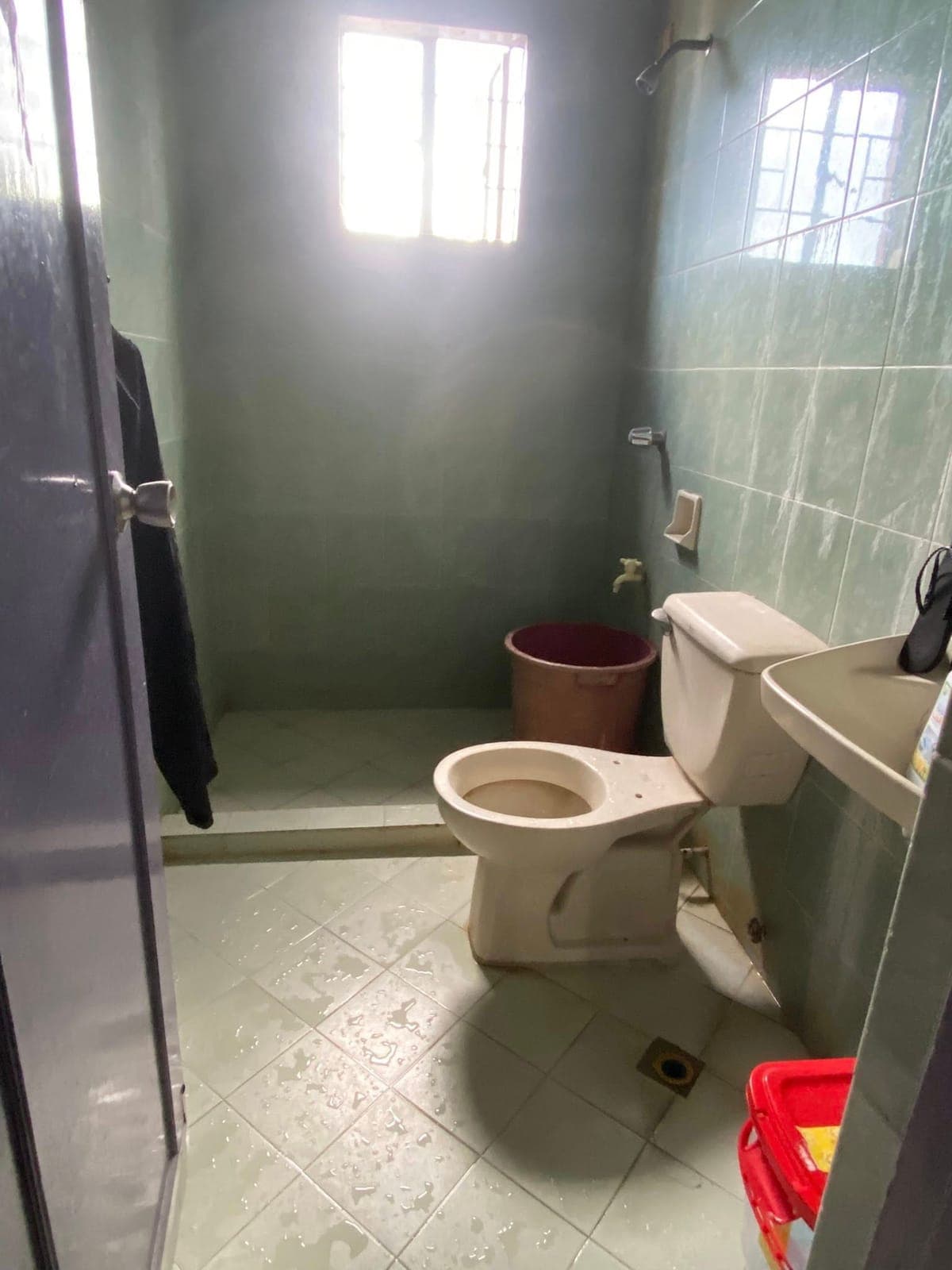 Room For Rent Good for 2 pax Ladies only - photo 8