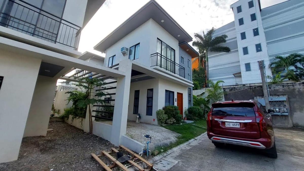 House for rent - photo 1