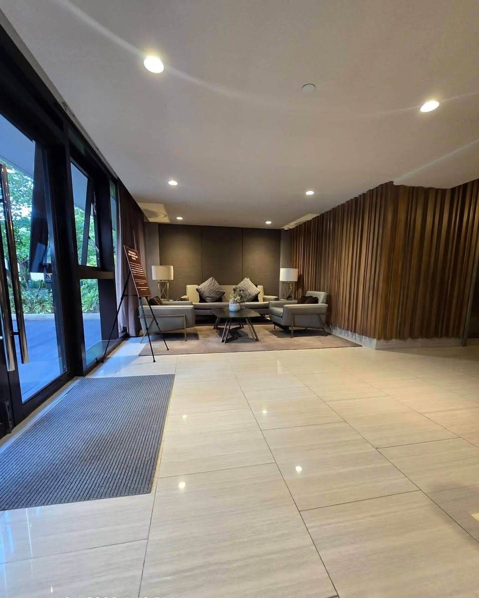 ❗ CONDO FOR RENT📍2 Bed Room with free Parking Lot ❗in  MANDANI BAY Tower 1 Subangdaku Mandaue City,  Cebu - photo 1