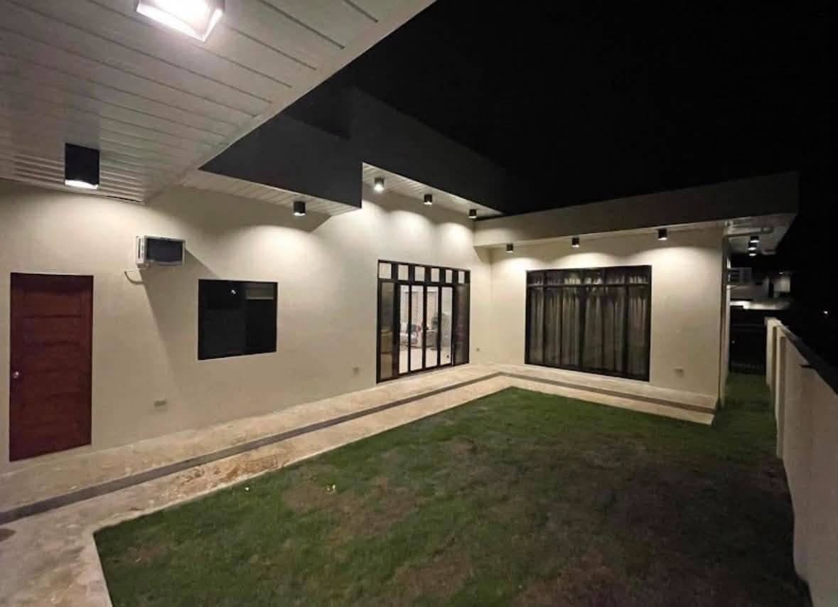 **BUNGALOW HOUSE - STA. FE, BANTAYAN ISLAND** - photo 2