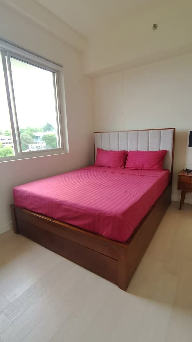 2 Bedroom with Parking for RENT - photo 1