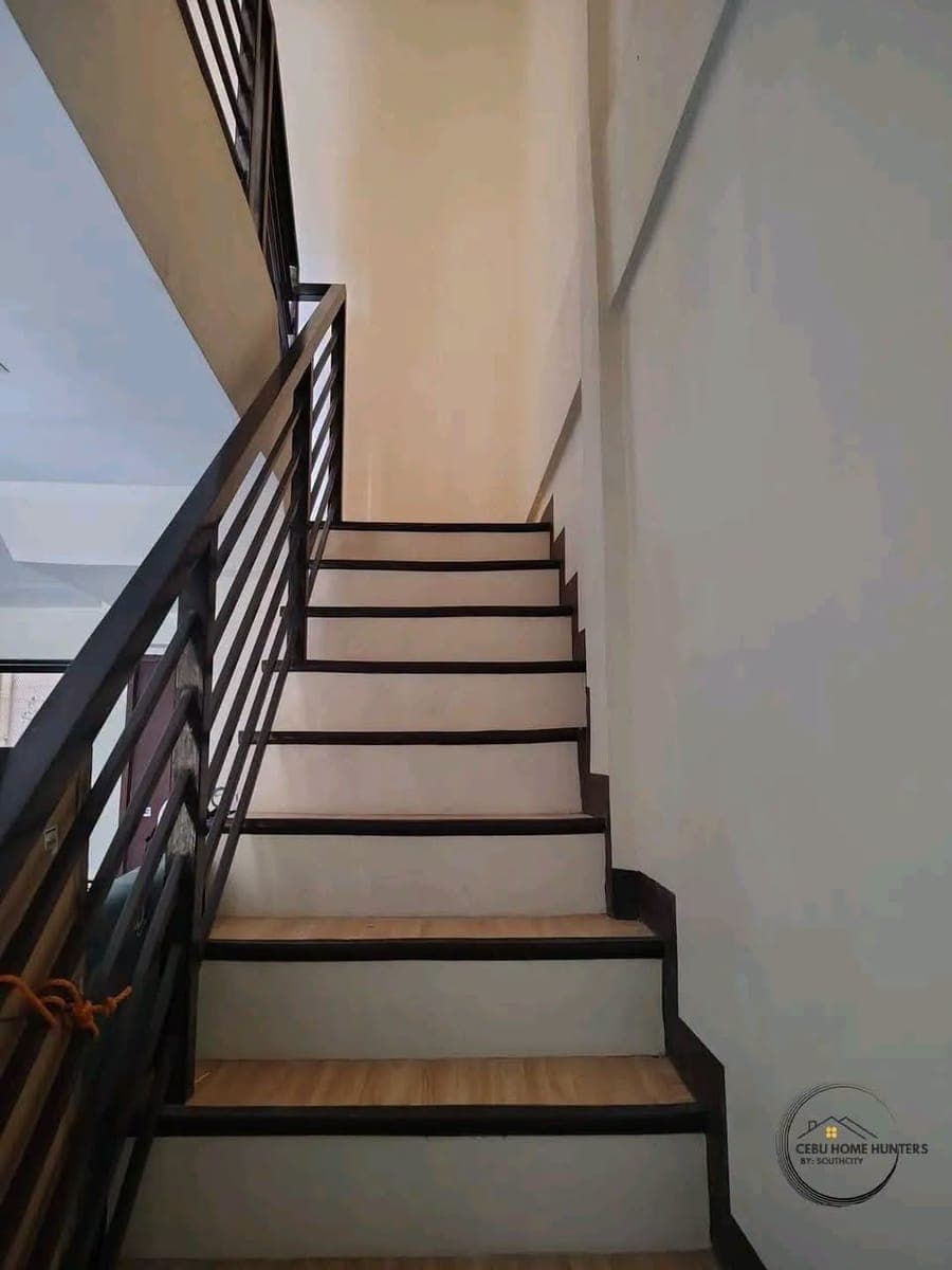 FOR RENT: 35k only 5 Bedrooms House in Talisay City Cebu - photo 5