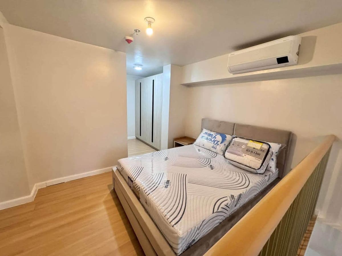 For Rent 1 Bedroom Loft Type Unit in Mandani Bay Suites Tower 2 - photo 3