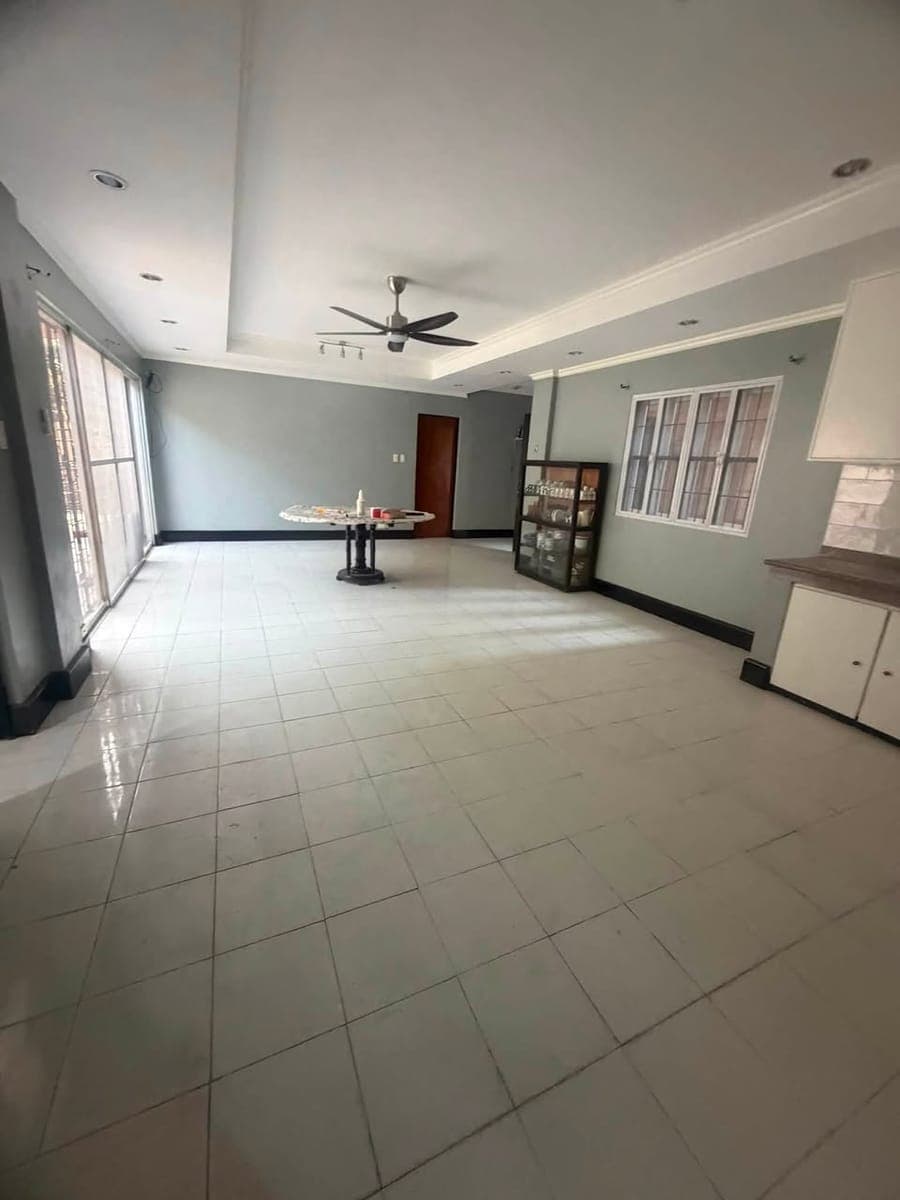 🏡 HOUSE FOR RENT – CAMPUTHAW, CEBU CITY 🏡 - photo 4