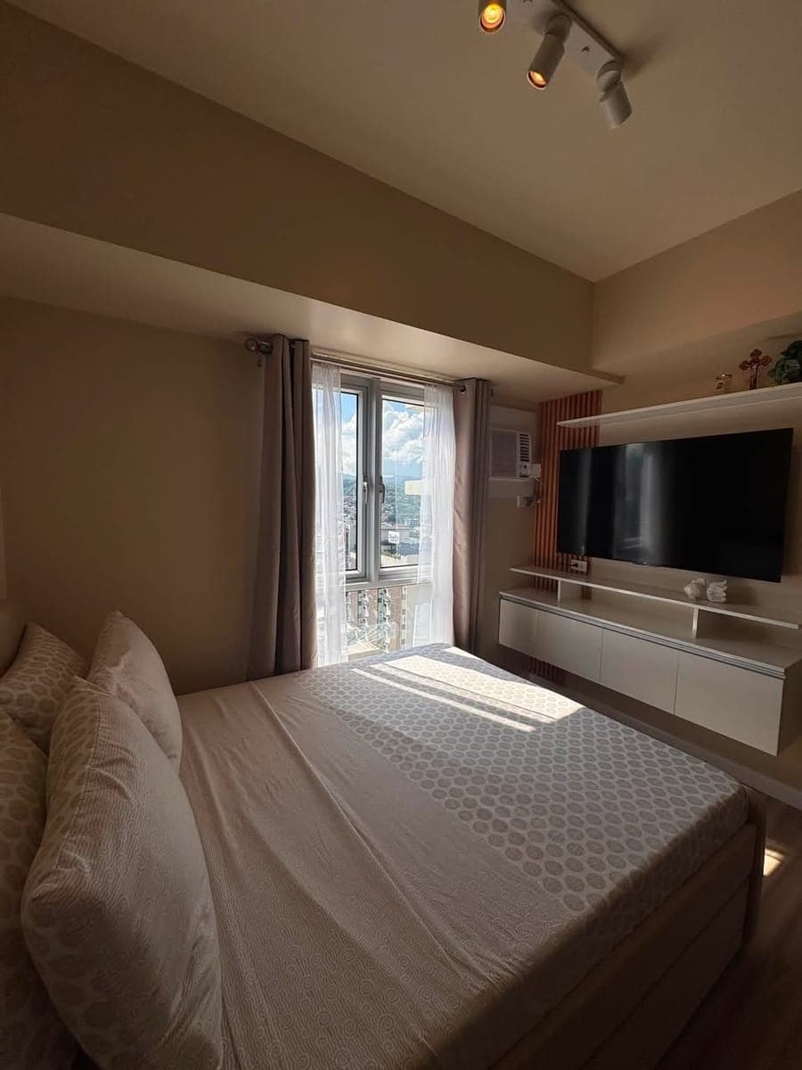 ✨ Brand New Studio Condo for Rent - photo 5