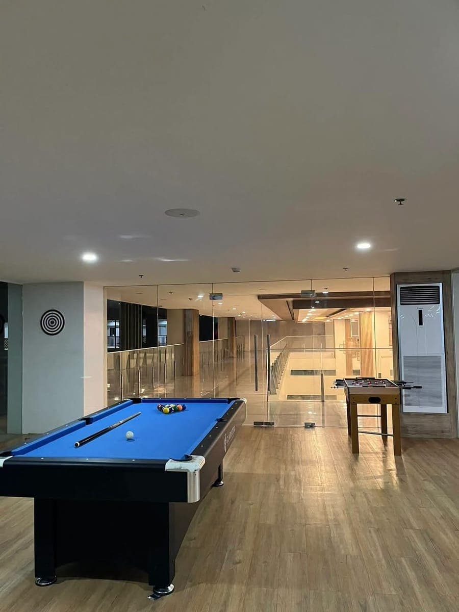 🏢 FOR RENT | 1BR with Balcony – Primeworld Mactan - photo 4