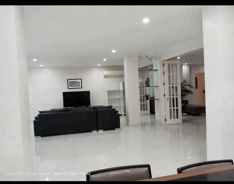 🏡 **EXECUTIVE HOUSE FOR RENT | MARIA LUISA ESTATE PARK** - photo 3