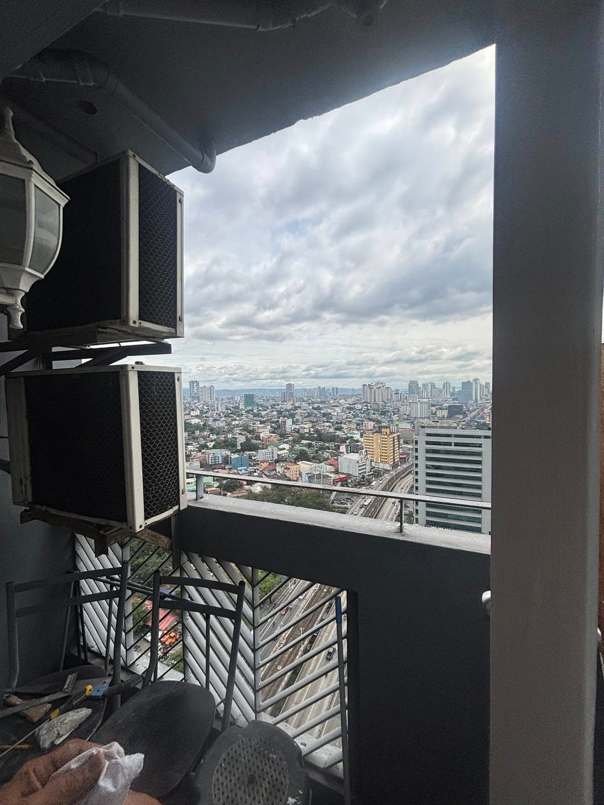 ✅FOR Rent Condo in Q.C FULLY FURNISH with -2BR //𝟰𝟱 𝘀𝗾𝗺 𝟮-𝟰 𝗽𝗲𝗿𝘀𝗼𝗻 - photo 2