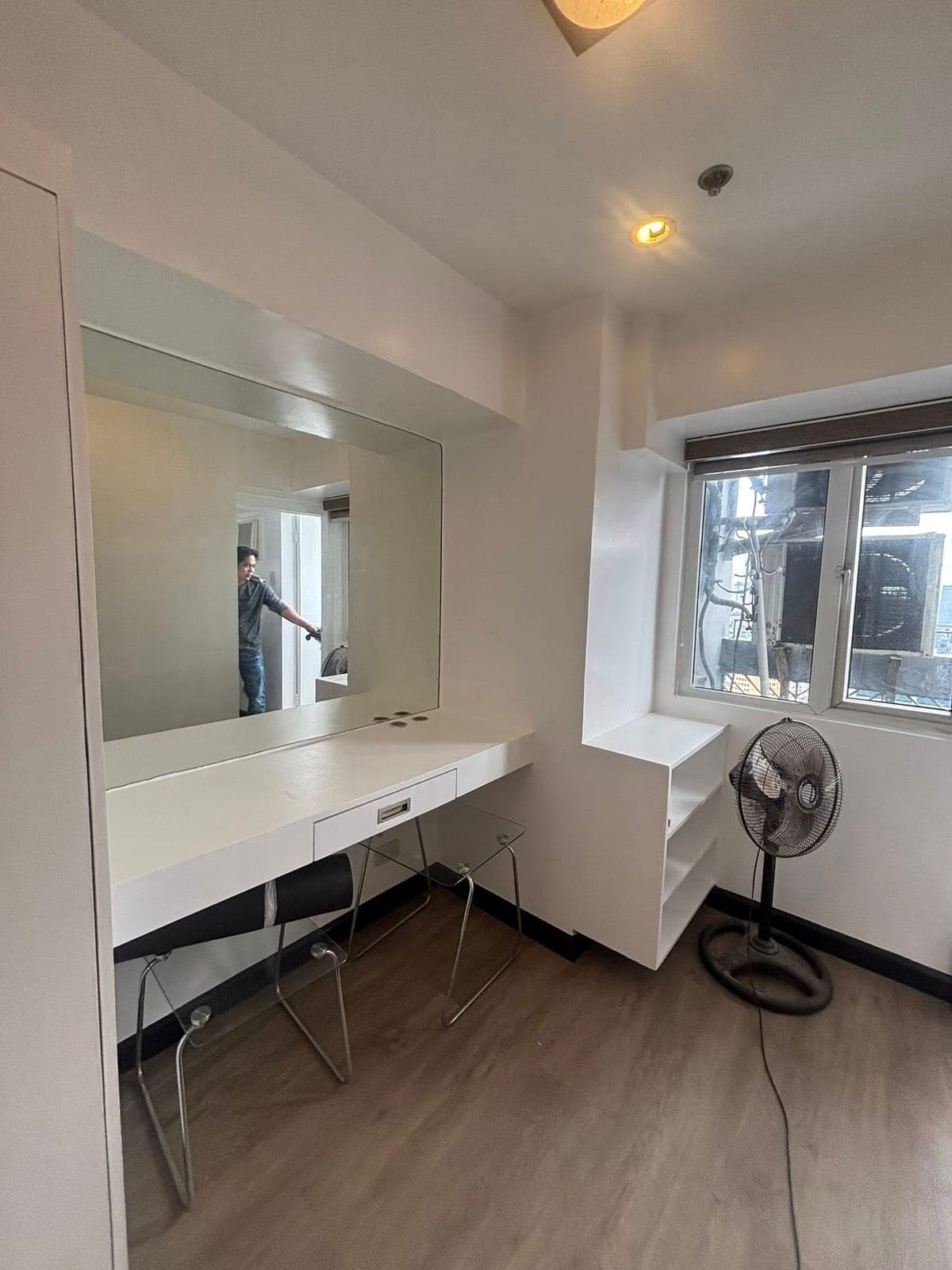 ✅FOR Rent Condo in Q.C FULLY FURNISH with -2BR //𝟰𝟱 𝘀𝗾𝗺 𝟮-𝟰 𝗽𝗲𝗿𝘀𝗼𝗻 - photo 3