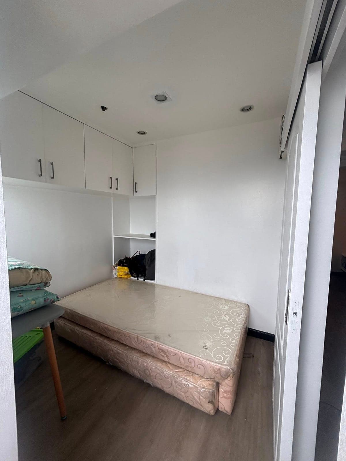 ✅FOR Rent Condo in Q.C FULLY FURNISH with -2BR //𝟰𝟱 𝘀𝗾𝗺 𝟮-𝟰 𝗽𝗲𝗿𝘀𝗼𝗻 - photo 4