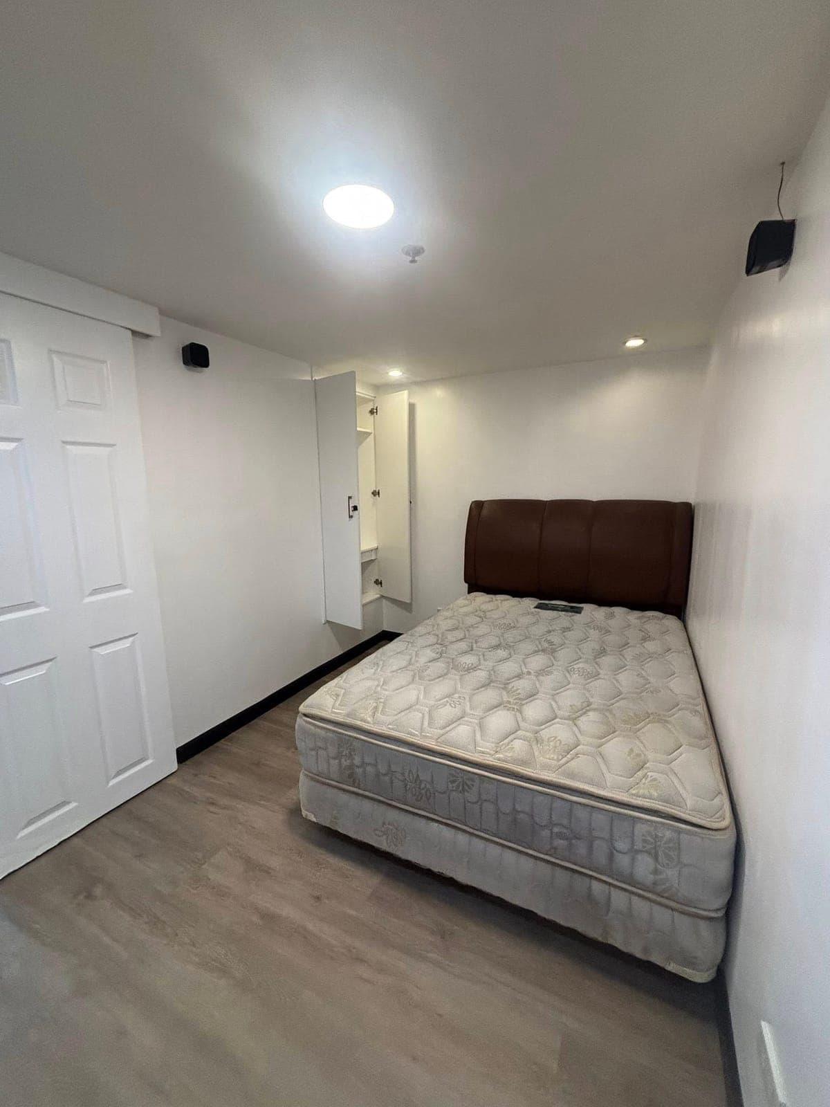 ✅FOR Rent Condo in Q.C FULLY FURNISH with -2BR //𝟰𝟱 𝘀𝗾𝗺 𝟮-𝟰 𝗽𝗲𝗿𝘀𝗼𝗻 - photo 8