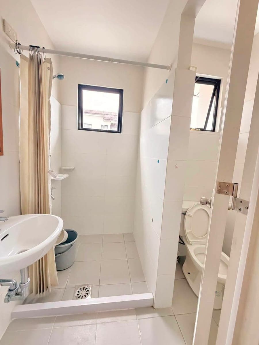 🏡 FOR RENT | Fully Furnished House & Lot - photo 4