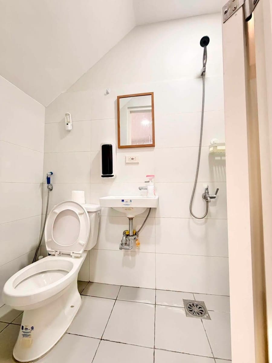 🏡 FOR RENT | Fully Furnished House & Lot - photo 5