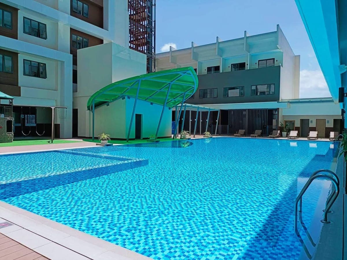 STUDIO Unit in BE Residences, Lahug, Cebu City (W/ INTERNET & BALCONY) - photo 3
