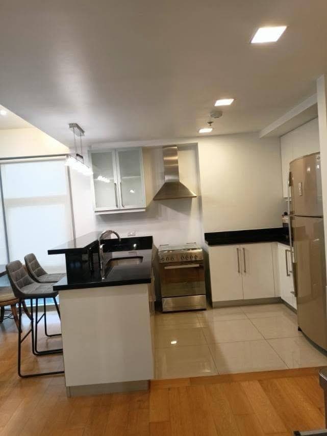 RPH-PL10729- Park Point Residences – Luxury 1-BR with Parking - photo 4