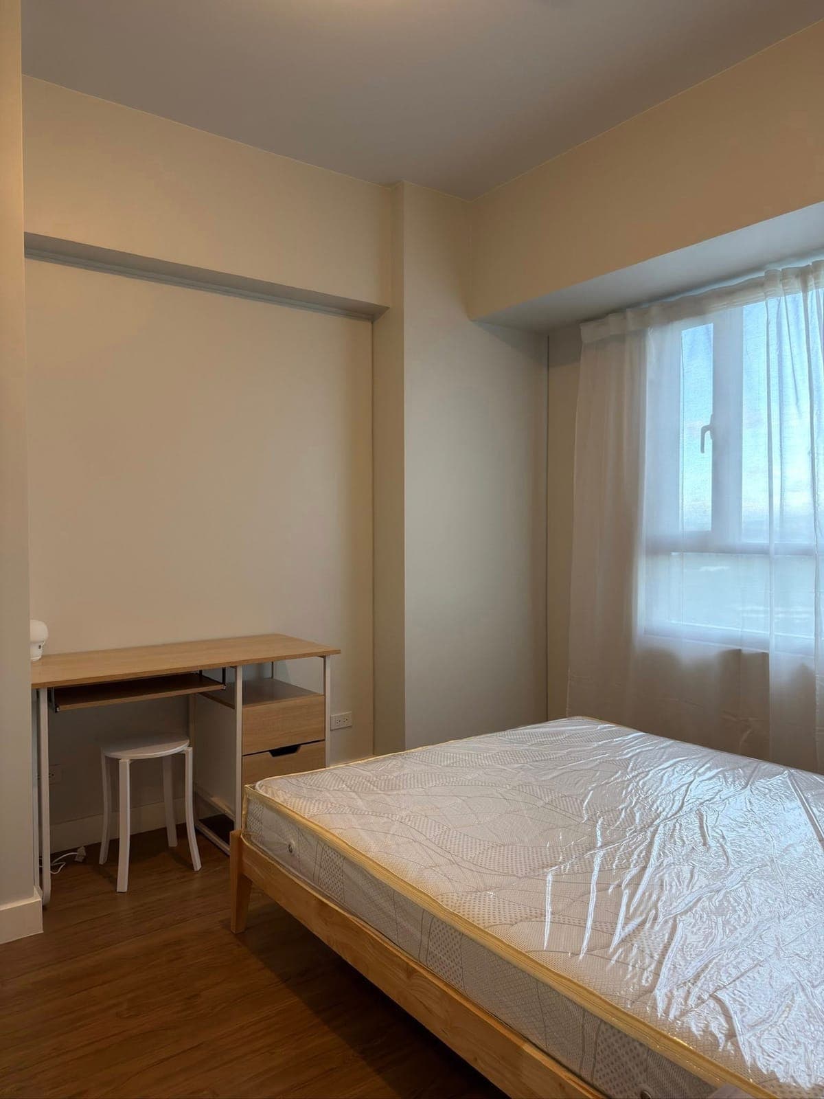 Rockwell 1BR Unit for lease - photo 5