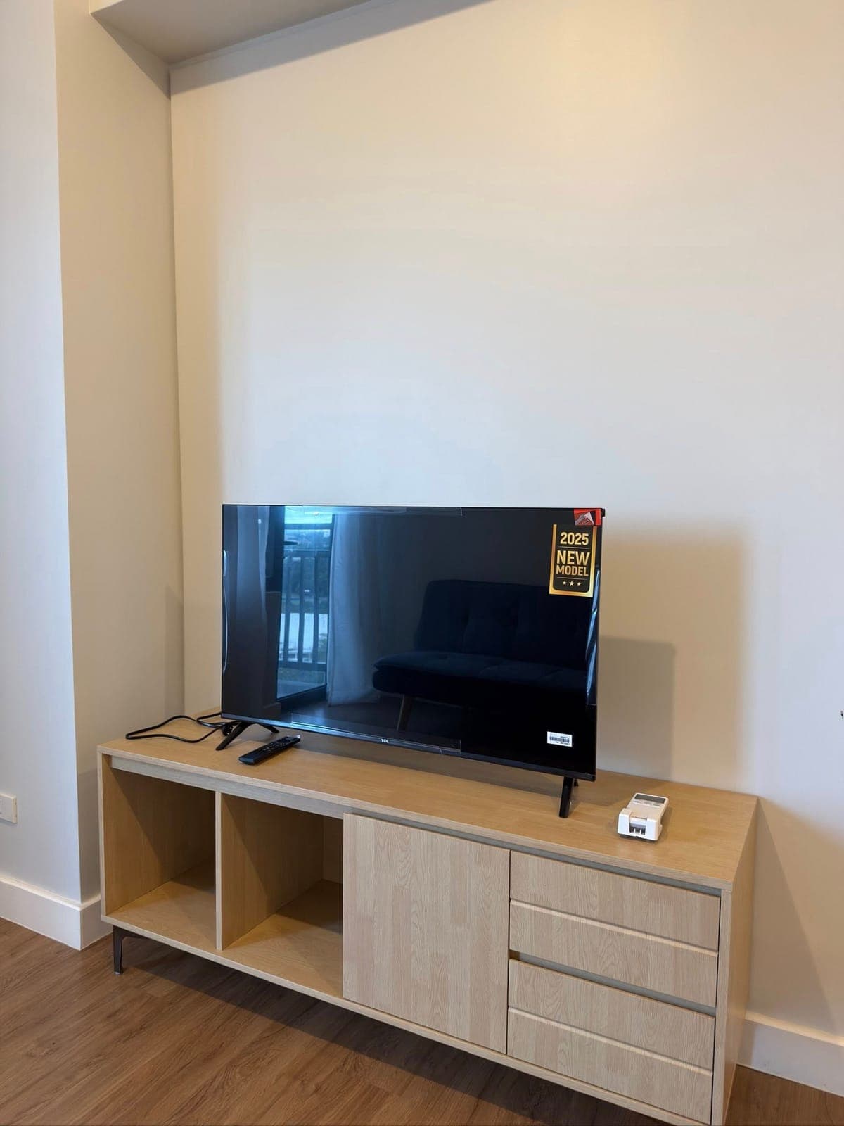 Rockwell 1BR Unit for lease - photo 7