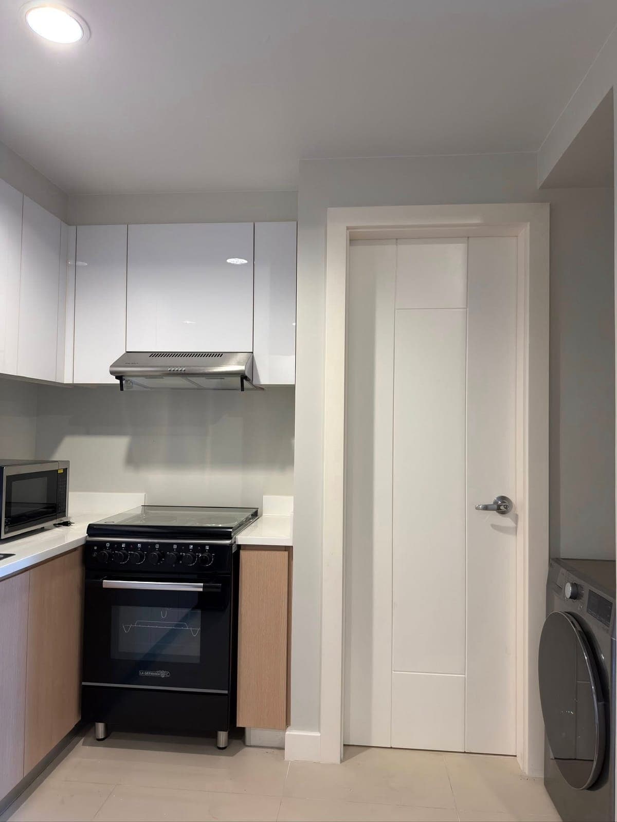 Rockwell 1BR Unit for lease - photo 8